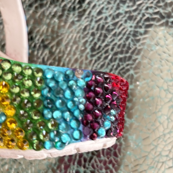 Blinged Crocs - Picture 10 of 14